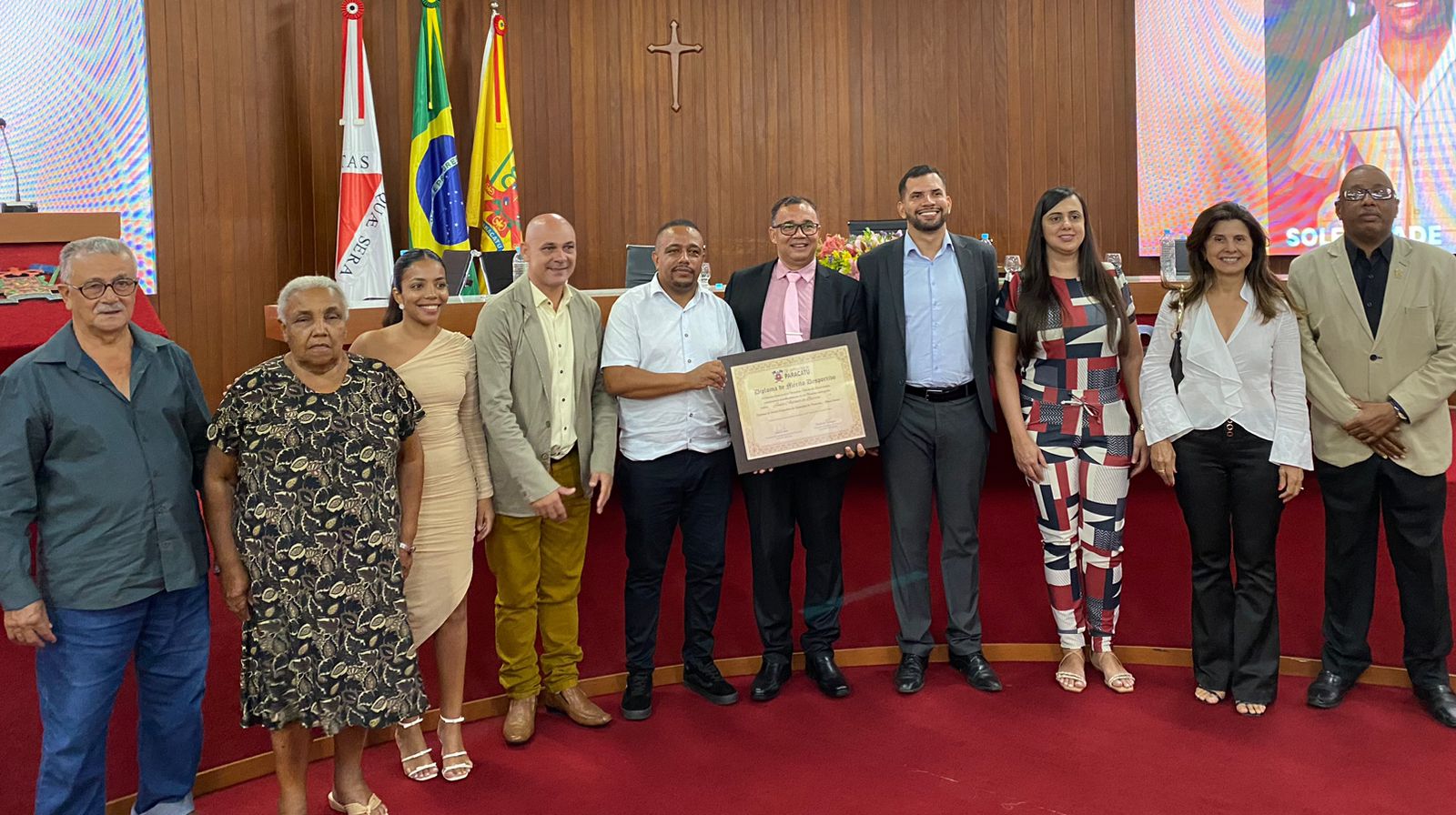 Junio Antônio de Barros (Pinguim) recebe Diploma de Mérito Desportivo da Câmara Municipal