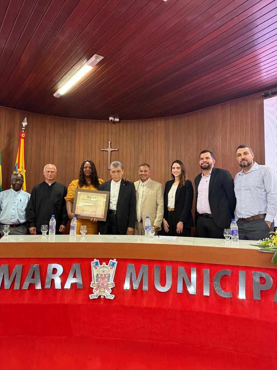 Câmara Municipal de Paracatu homenageia Dom Jorge Alves Bezerra com Título de Cidadão Honorário.